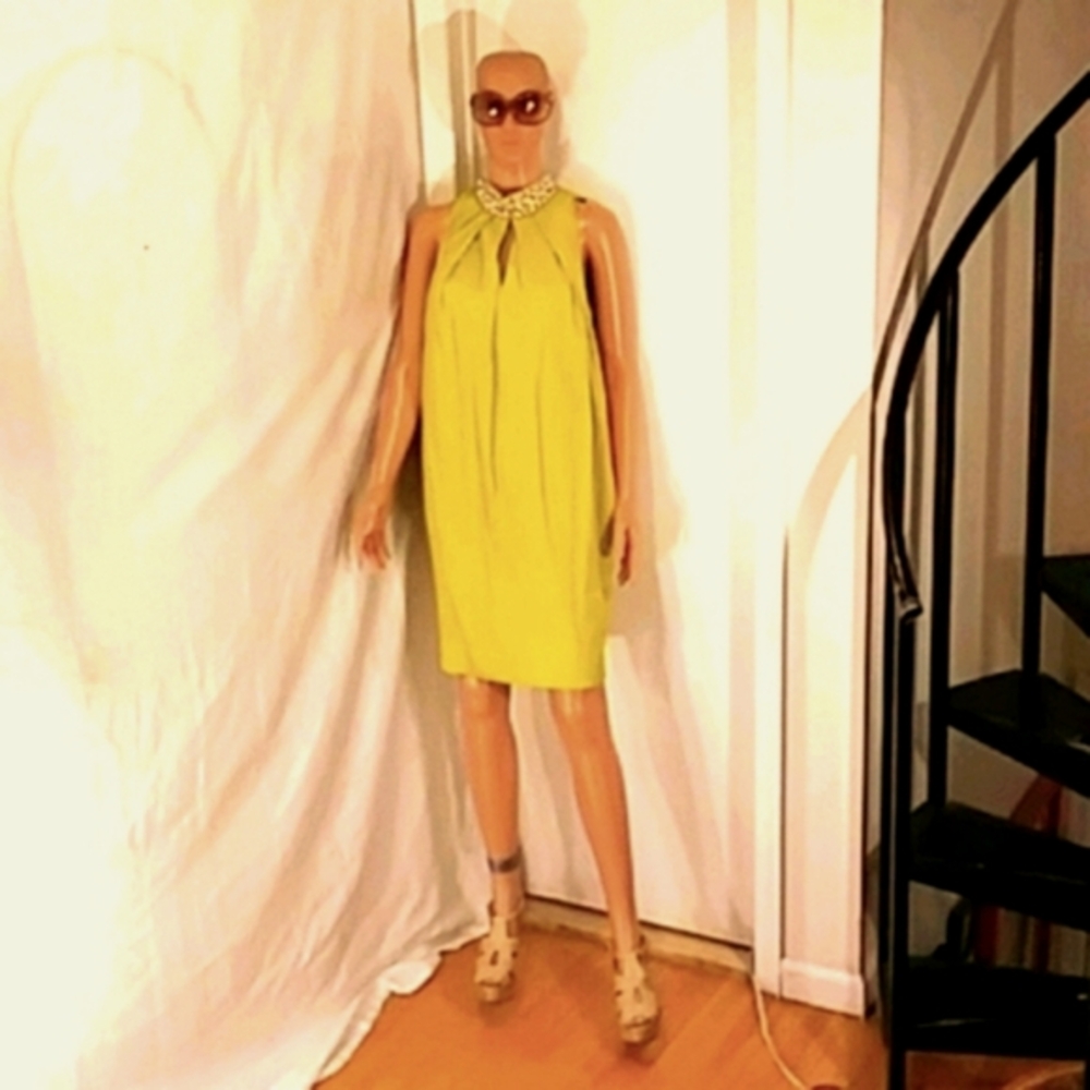 🔥NWOT Etcetera Chartreuse Choker Collar Dress